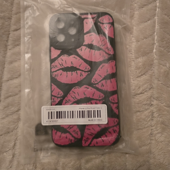 New Cellphone Cover/Case for Iphone11 pro - Picture 2 of 3